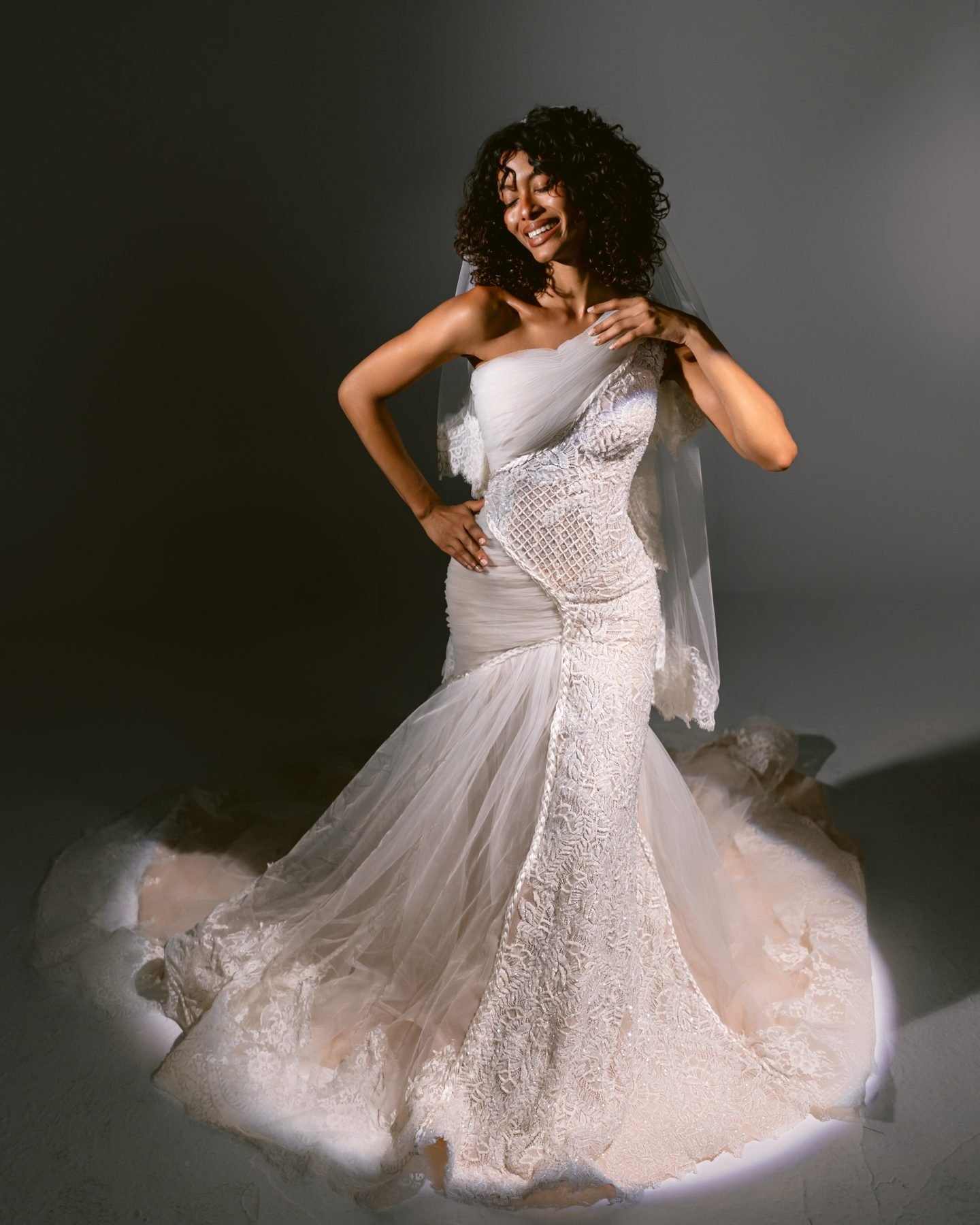 One-shoulder mermaid gown with tulle skirt